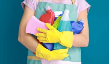 Personal Care and Hygiene: Maintaining Hygiene in Food Facilities
