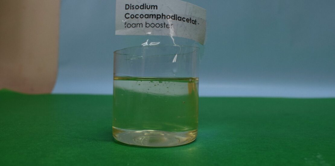 Disodium Cocoamphodiacetate in Skincare Formulations