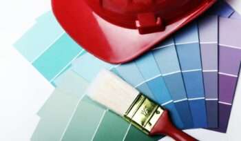 A color brush and a red helmet